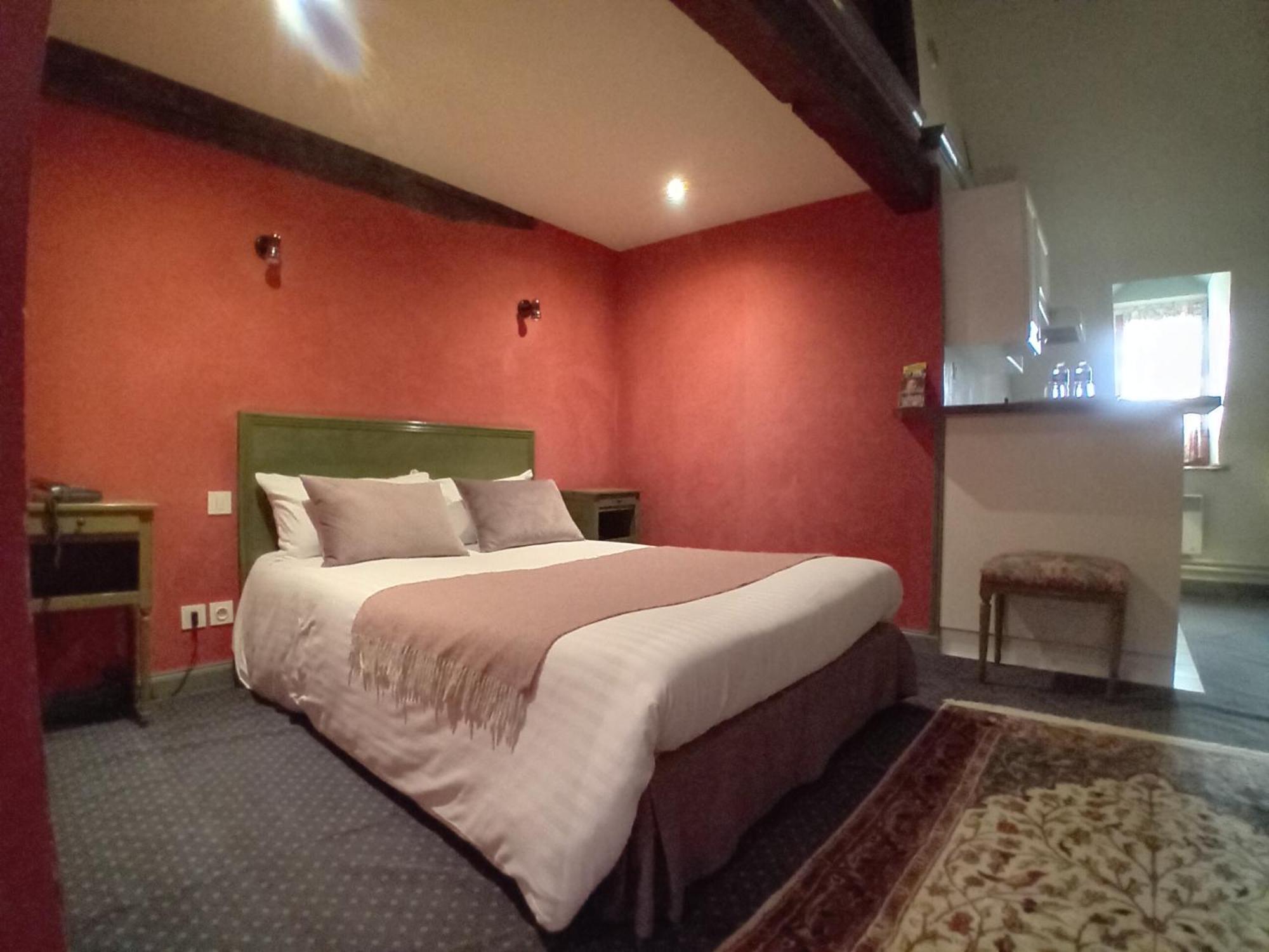 Hotel Particulier Des Canonniers Saint-Quentin  Værelse billede