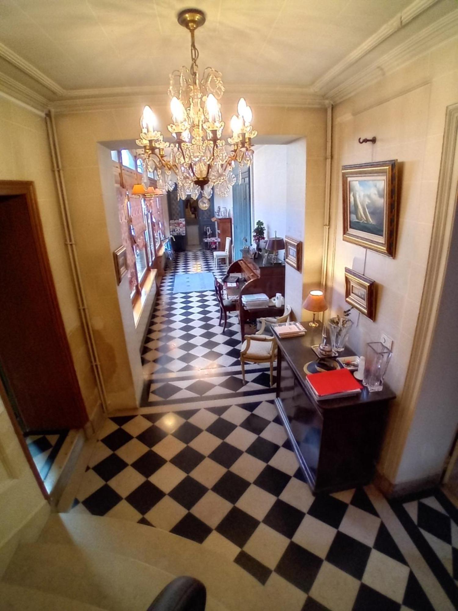 Hotel Particulier Des Canonniers Saint-Quentin  Eksteriør billede