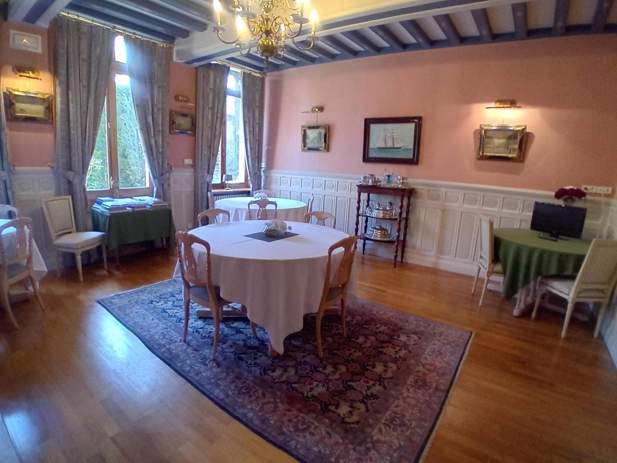Hotel Particulier Des Canonniers Saint-Quentin  Eksteriør billede