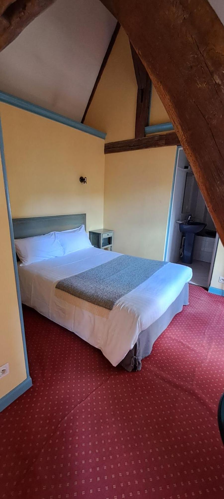 Hotel Particulier Des Canonniers Saint-Quentin  Eksteriør billede