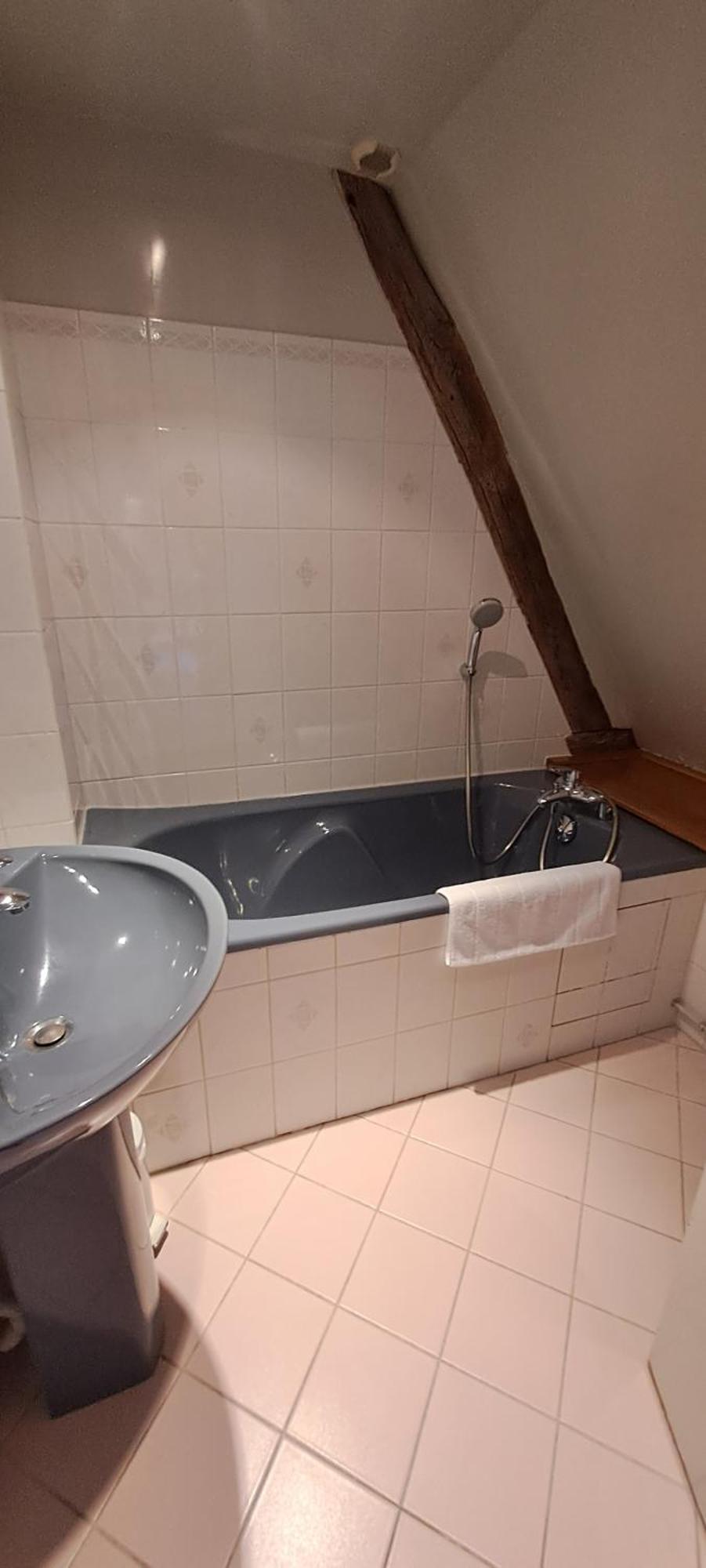 Hotel Particulier Des Canonniers Saint-Quentin  Eksteriør billede